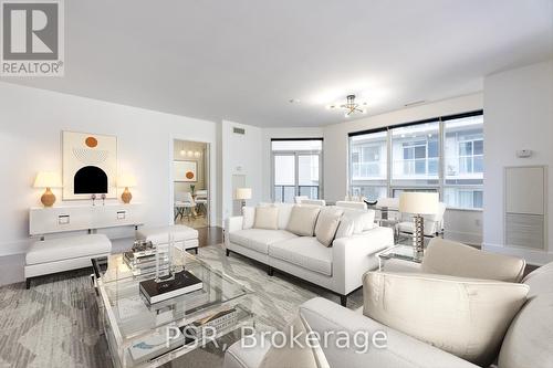 2122 - 20 Blue Jays Way, Toronto (Waterfront Communities), ON - Indoor Photo Showing Living Room