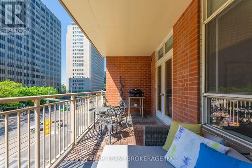 305 - 1 Deer Park Crescent, Toronto (Yonge-St. Clair), ON - Outdoor With Exterior