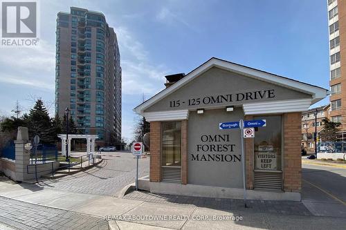 2539 - 125 Omni Drive, Toronto, ON - Outdoor With Facade