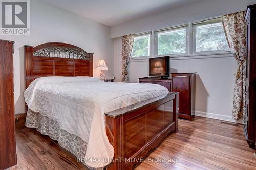 5 Dalton Crescent N, Orillia, ON - Indoor Photo Showing Bedroom