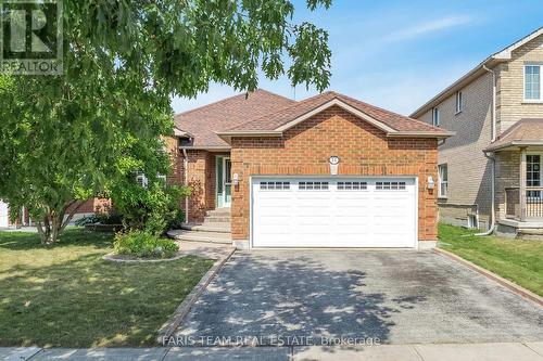 54 Kingsridge Road, Barrie (Innis-Shore), ON - Outdoor