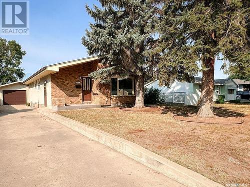 1178 Duffield Crescent, Moose Jaw, SK - Outdoor