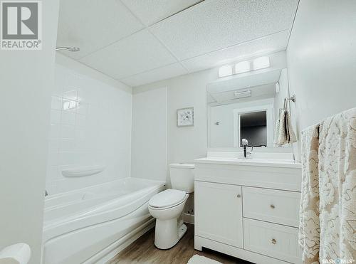 1178 Duffield Crescent, Moose Jaw, SK - Indoor Photo Showing Bathroom