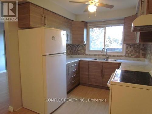 23 - 960 Glen Street, Oshawa, ON - Indoor Photo Showing Kitchen With Double Sink