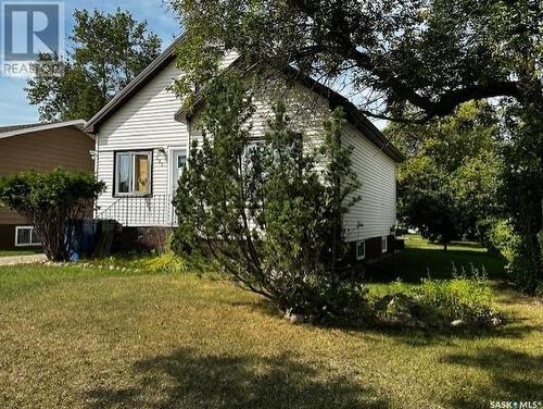 597 Scotia Street, Melville, SK - Outdoor