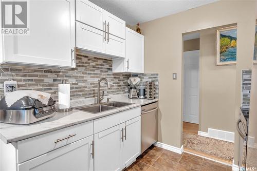 170 Sangster Boulevard, Regina, SK - Indoor Photo Showing Kitchen With Double Sink With Upgraded Kitchen