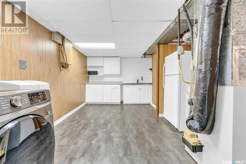 170 Sangster Boulevard, Regina, SK - Indoor Photo Showing Laundry Room