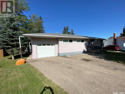 153 Logan Crescent W, Yorkton, SK - Outdoor