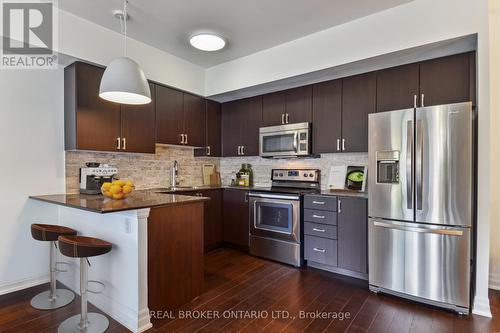 502 - 57 Macaulay Avenue, Toronto (Dovercourt-Wallace Emerson-Junction), ON - Indoor Photo Showing Kitchen With Stainless Steel Kitchen With Upgraded Kitchen