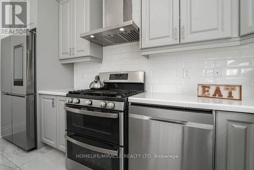 32 Dotchson Avenue, Caledon, ON - Indoor Photo Showing Kitchen