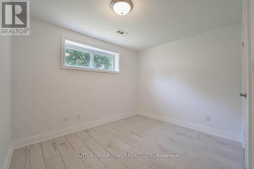 225 Park Lawn Road, Toronto (Stonegate-Queensway), ON - Indoor Photo Showing Other Room