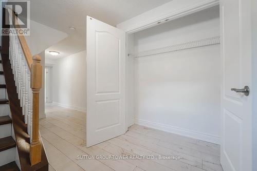 225 Park Lawn Road, Toronto (Stonegate-Queensway), ON - Indoor Photo Showing Other Room