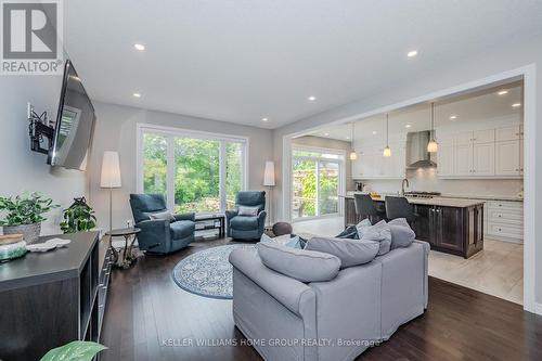 103 Ambrous Crescent, Guelph (Village), ON - Indoor Photo Showing Living Room