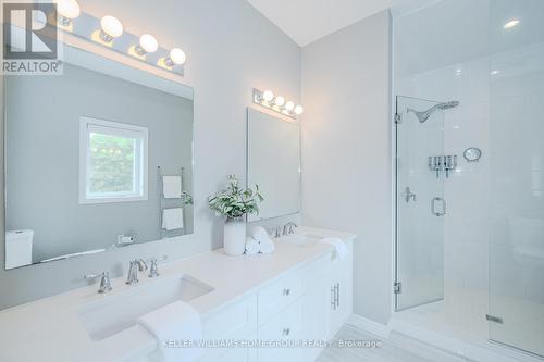 103 Ambrous Crescent, Guelph (Village), ON - Indoor Photo Showing Bathroom