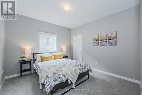 103 Ambrous Crescent, Guelph (Village), ON - Indoor Photo Showing Bedroom