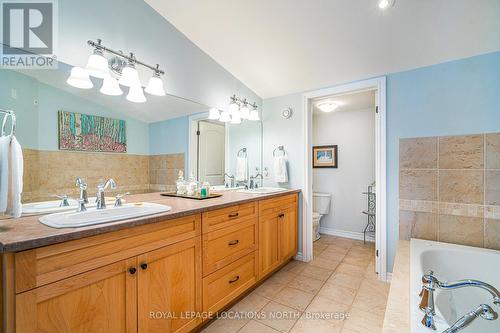 9 - 209707 Highway 26, Blue Mountains, ON - Indoor Photo Showing Bathroom