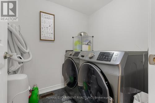 6 Durham Way, Niagara-On-The-Lake, ON - Indoor Photo Showing Laundry Room