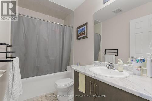 6 Durham Way, Niagara-On-The-Lake, ON - Indoor Photo Showing Bathroom