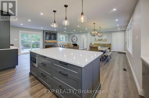 56 Main Street E, Mapleton, ON - Indoor Photo Showing Kitchen With Upgraded Kitchen