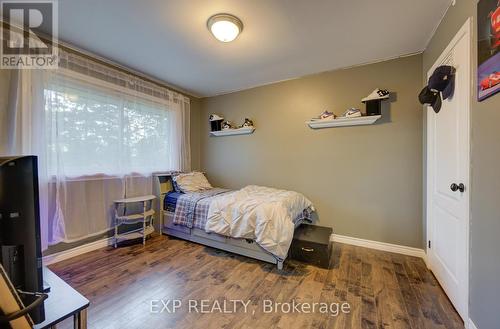 56 Main Street E, Mapleton, ON - Indoor Photo Showing Bedroom