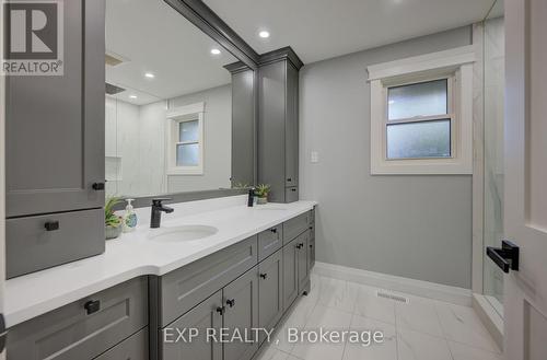 56 Main Street E, Mapleton, ON - Indoor Photo Showing Bathroom