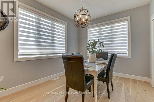 4103 Campbell Street N, London, ON - Indoor Photo Showing Dining Room