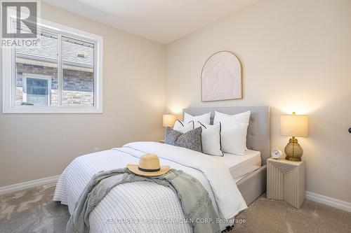 35 Lowrie Crescent, Tillsonburg, ON - Indoor Photo Showing Bedroom