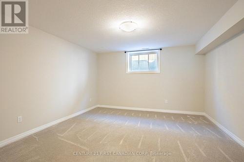 35 Lowrie Crescent, Tillsonburg, ON - Indoor Photo Showing Other Room