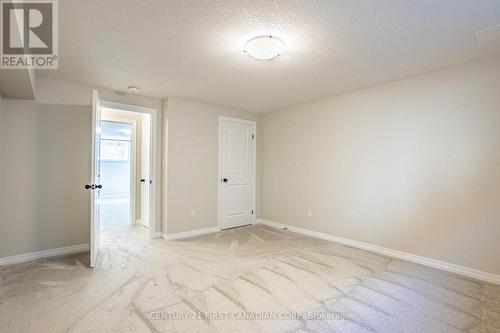 35 Lowrie Crescent, Tillsonburg, ON - Indoor Photo Showing Other Room