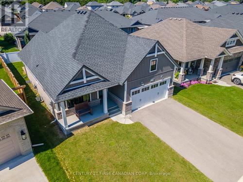 35 Lowrie Crescent, Tillsonburg, ON - Outdoor