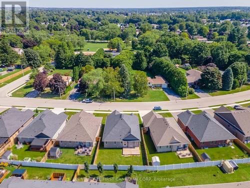 35 Lowrie Crescent, Tillsonburg, ON - Outdoor With View