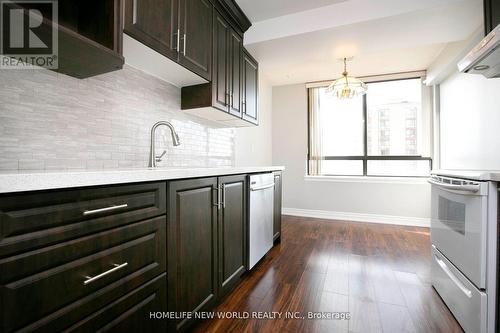 1735 - 25 Bamburgh Circle, Toronto (Steeles), ON - Indoor Photo Showing Kitchen