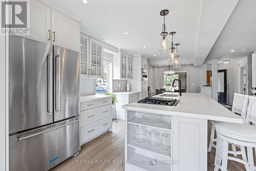 960 Fraser Court, Cobourg, ON - Indoor Photo Showing Kitchen With Upgraded Kitchen