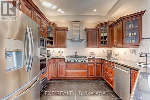 2044 Wilson Street, Innisfil (Alcona), ON - Indoor Photo Showing Kitchen