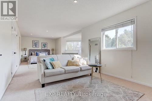 2044 Wilson Street, Innisfil (Alcona), ON - Indoor Photo Showing Living Room