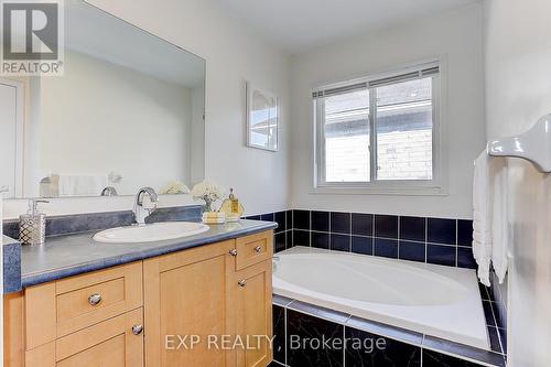 2044 Wilson Street, Innisfil (Alcona), ON - Indoor Photo Showing Bathroom