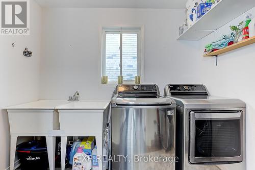 2044 Wilson Street, Innisfil (Alcona), ON - Indoor Photo Showing Laundry Room