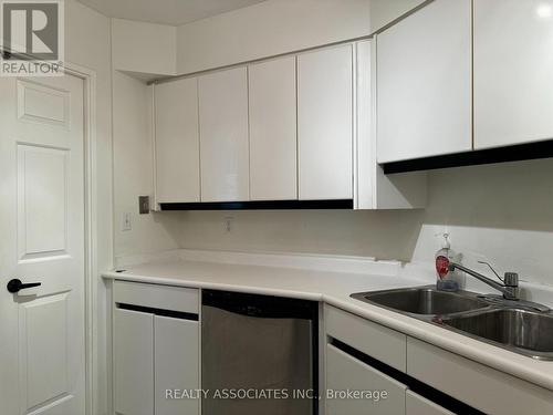 1413 - 7 Carlton Street, Toronto, ON - Indoor Photo Showing Kitchen With Double Sink