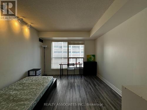 1413 - 7 Carlton Street, Toronto, ON - Indoor Photo Showing Other Room