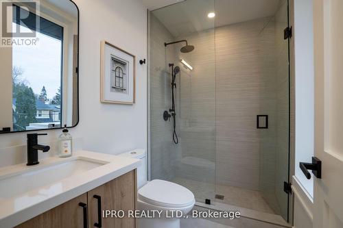 303 Wychwood Avenue, Toronto (Humewood-Cedarvale), ON - Indoor Photo Showing Bathroom