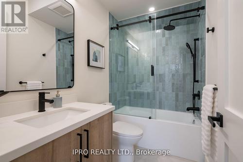 303 Wychwood Avenue, Toronto (Humewood-Cedarvale), ON - Indoor Photo Showing Bathroom