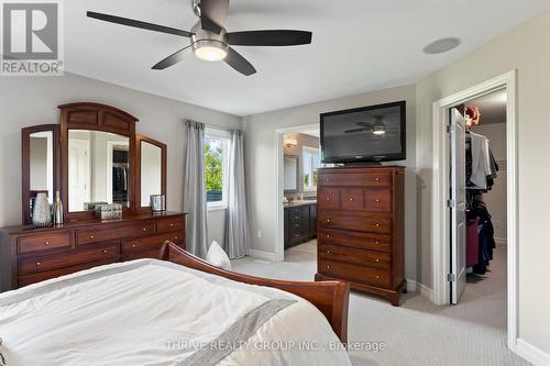 1423 Howlett Circle, London, ON - Indoor Photo Showing Bedroom