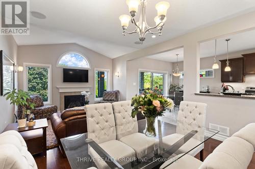 1423 Howlett Circle, London, ON - Indoor Photo Showing Living Room With Fireplace