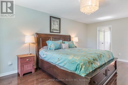 1370 Lancaster Drive, Oakville (Iroquois Ridge South), ON - Indoor Photo Showing Bedroom