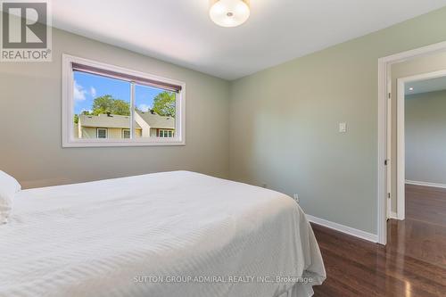 1370 Lancaster Drive, Oakville (Iroquois Ridge South), ON - Indoor Photo Showing Bedroom