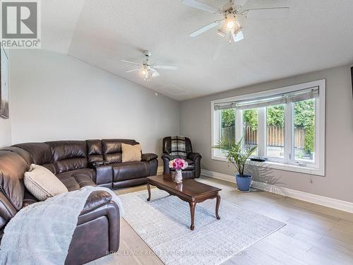 18 Governor Grove Crescent, Brampton (Brampton South), ON - Indoor Photo Showing Living Room