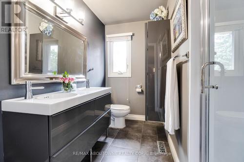 1125 Grandeur Crescent, Oakville, ON - Indoor Photo Showing Bathroom