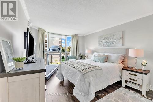 301 - 1225 North Shore Boulevard E, Burlington (Brant), ON - Indoor Photo Showing Bedroom