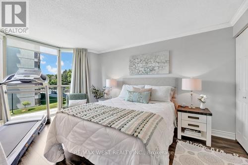 301 - 1225 North Shore Boulevard E, Burlington (Brant), ON - Indoor Photo Showing Bedroom