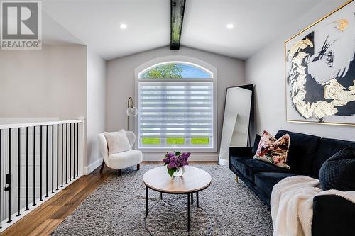 84 Foster Street, Wheatley, ON - Indoor Photo Showing Living Room